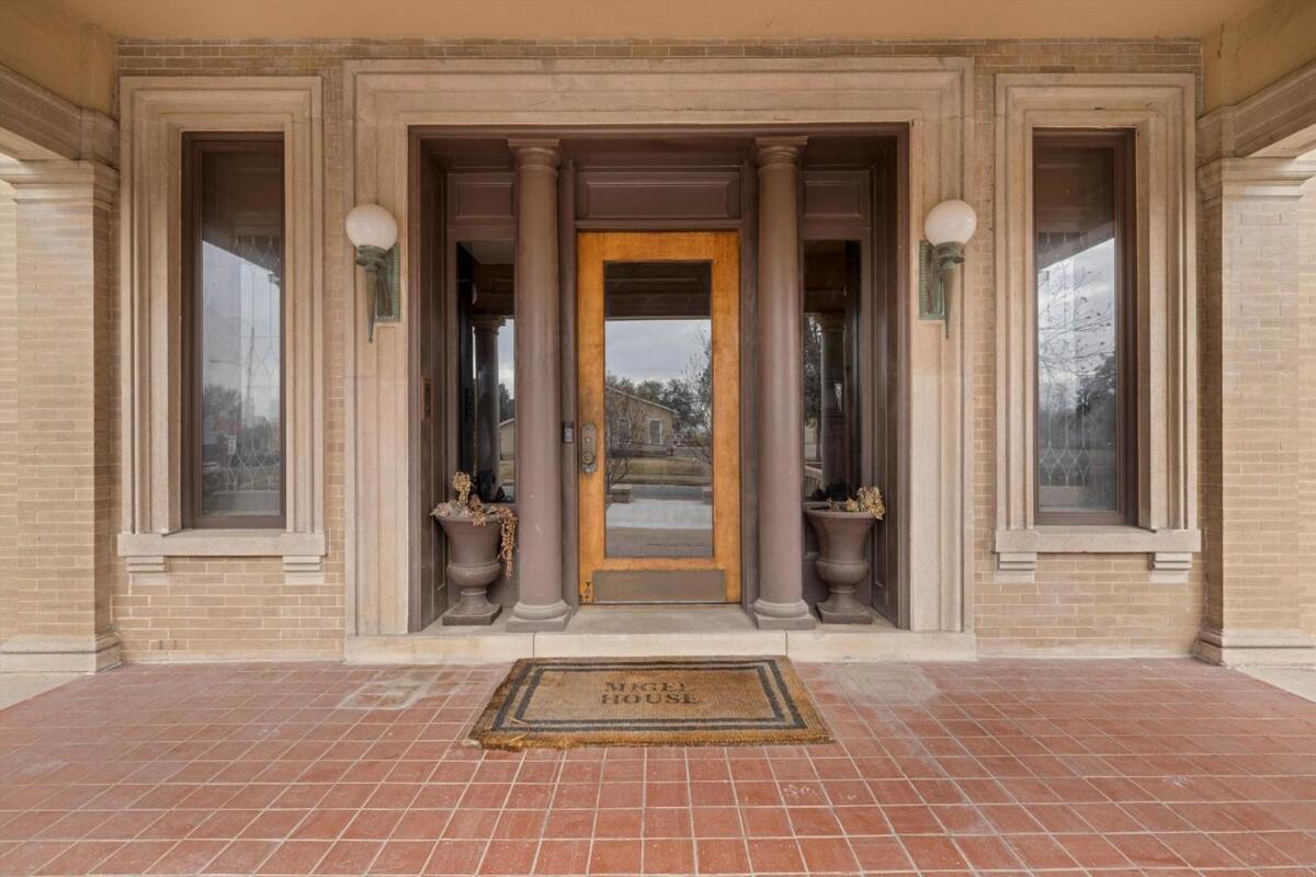 Historic Migel House In Downtown Waco Villa Esterno foto